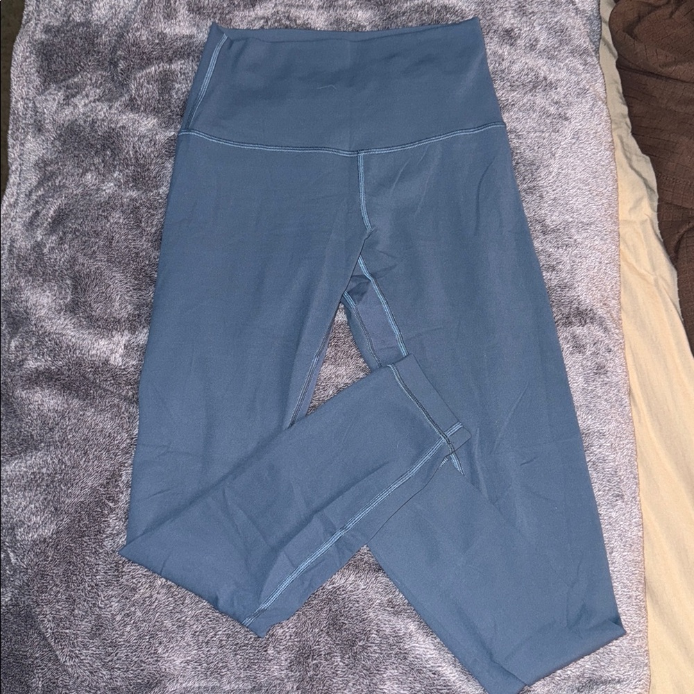 Lululemon align 25” tight size 4 blue